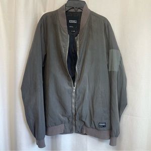 Ezekiel Rico Jacket Men’s Size Medium Grey Full Zip Lightweight Soft Long Sleeve